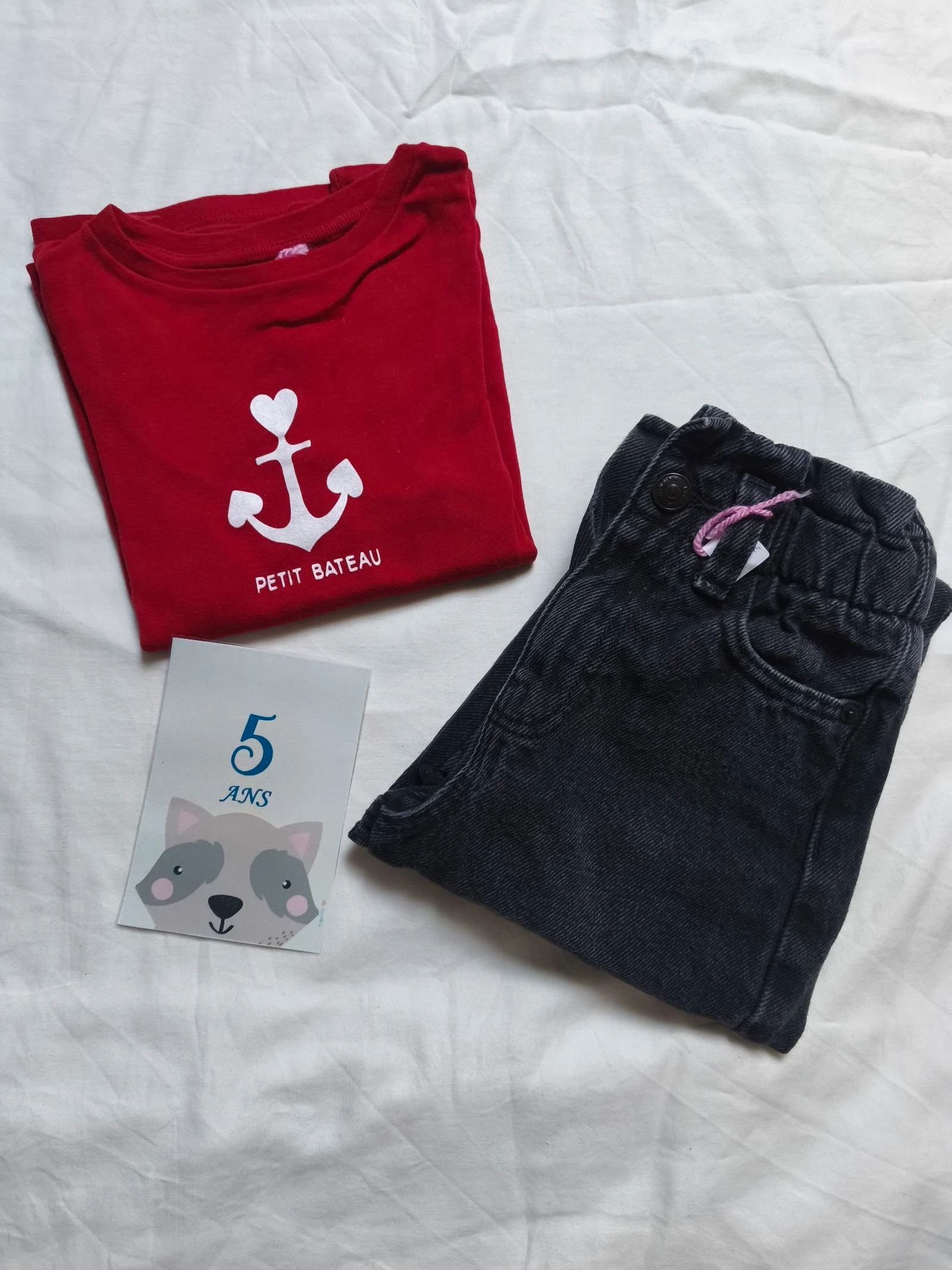 Tenue 1 fille (5 ans)